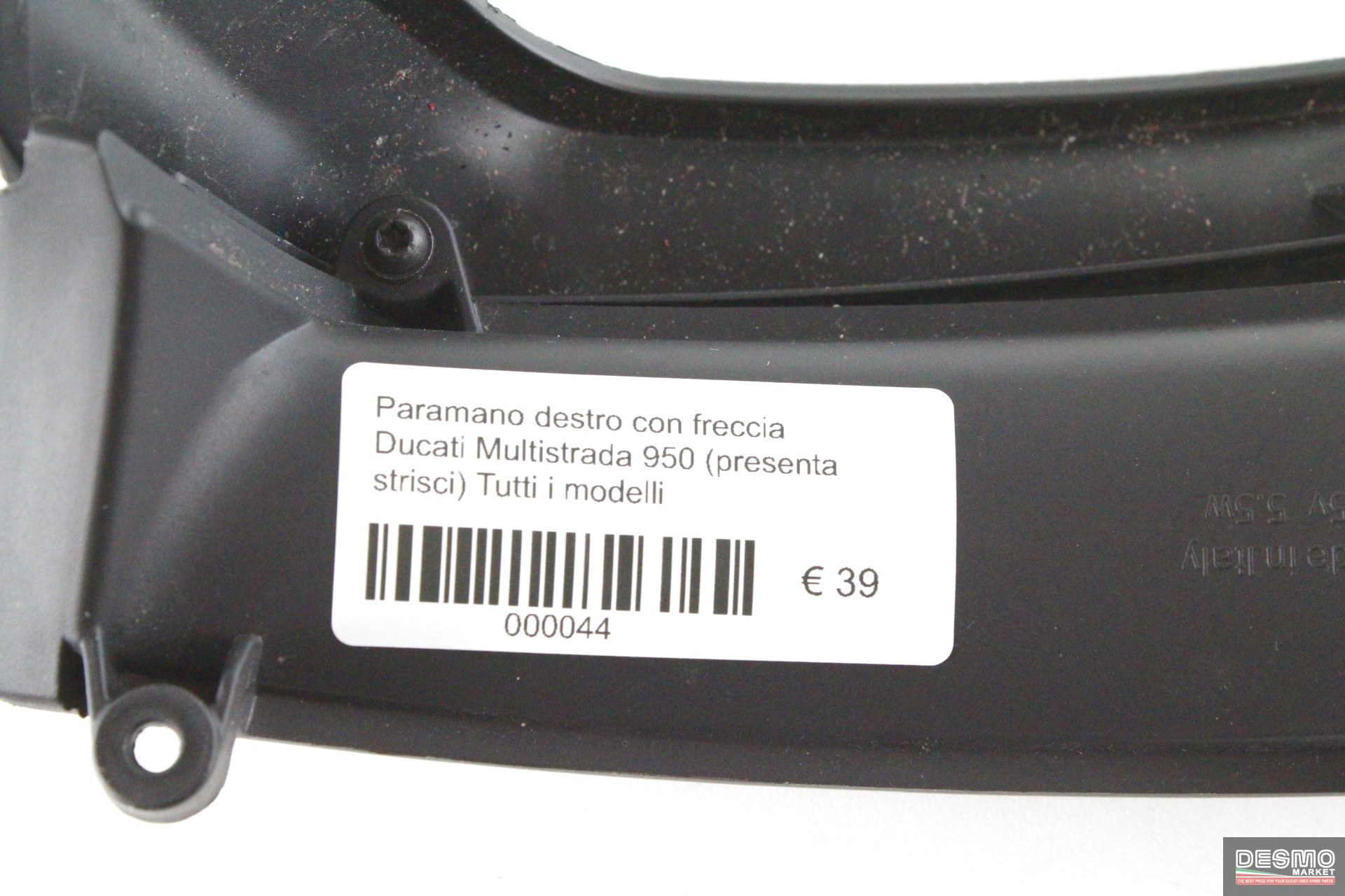 Paramano destro con freccia Ducati Multistrada 950 (presenta strisci)